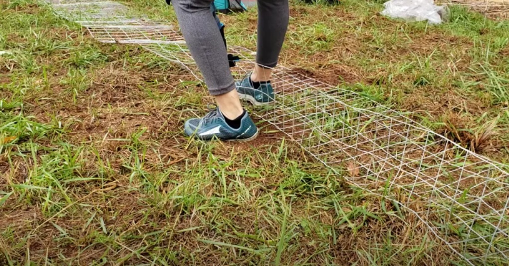 bend the ground wire